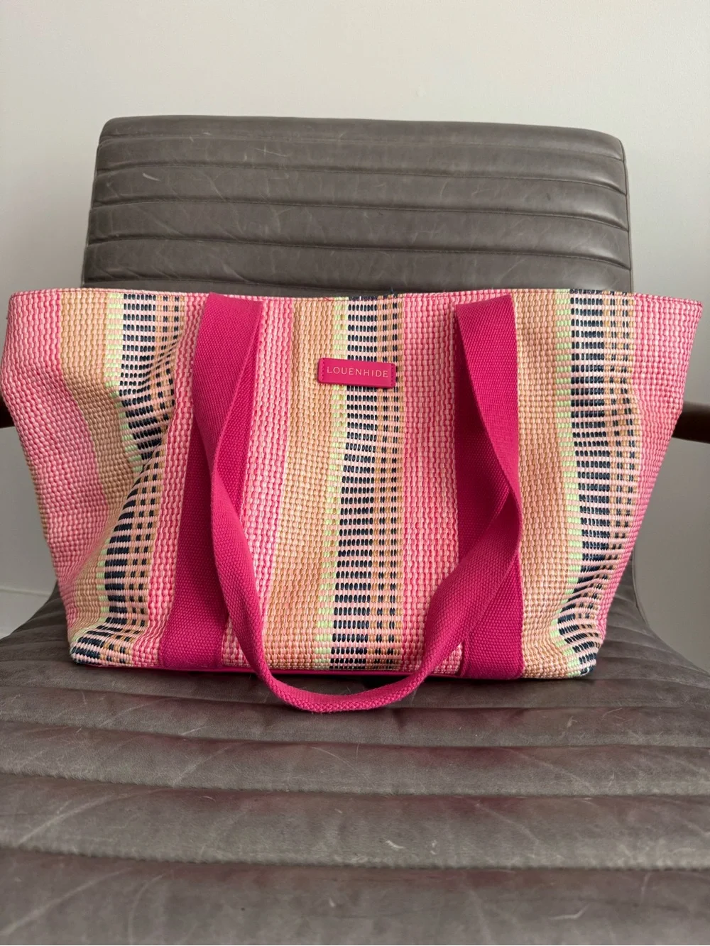 Louenhide Bondi beach tote